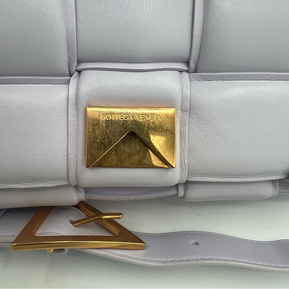 BOTTEGA VENETA Cassette Padded Leather Crossbody Bag ❤️ - Picture 10 of 11